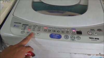 máy giặt báo lỗi nháy đèn liên tục