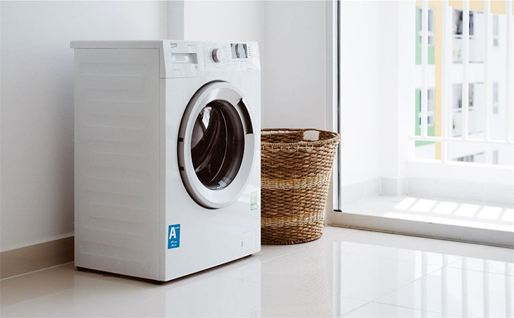 máy giặt kêu to khi vắt do vị trí máy đặt không cân bằng